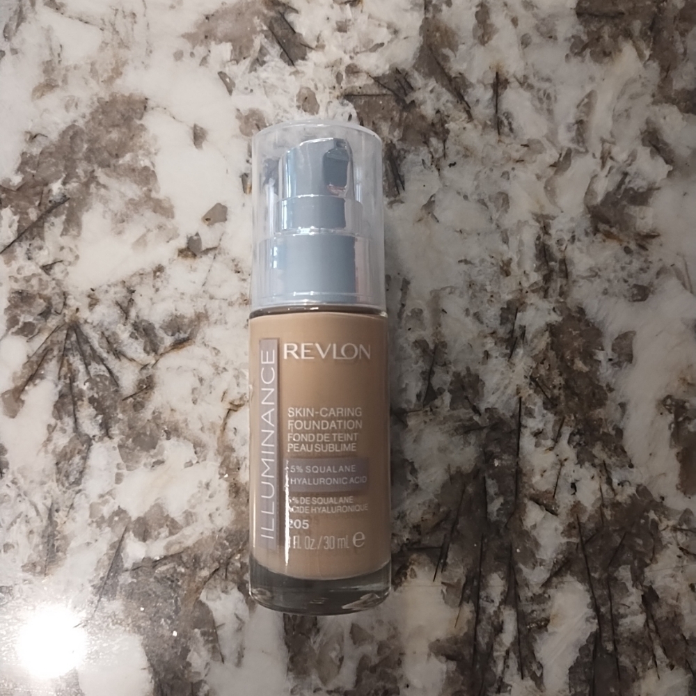 Revlon Illuminance Skin Caring Foundation - Shade 205, New